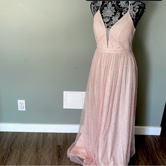Blush pink sparkly dress - Picture 1 of 6